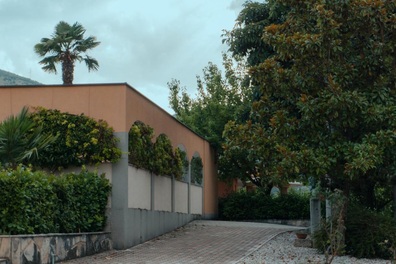 Holiday Home Rozic - Villa With Private Seasonal Heated Pool Mostar Dış mekan fotoğraf